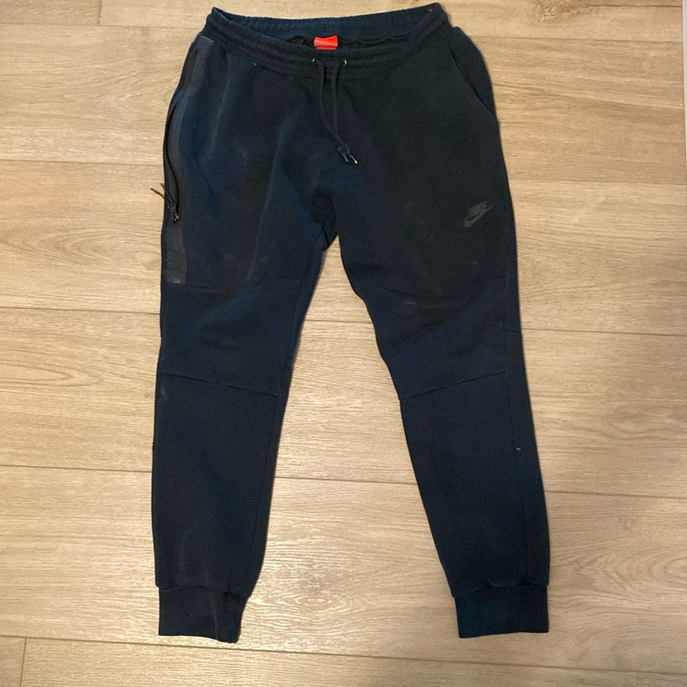 Nike black fleece tech joggers Men’s M